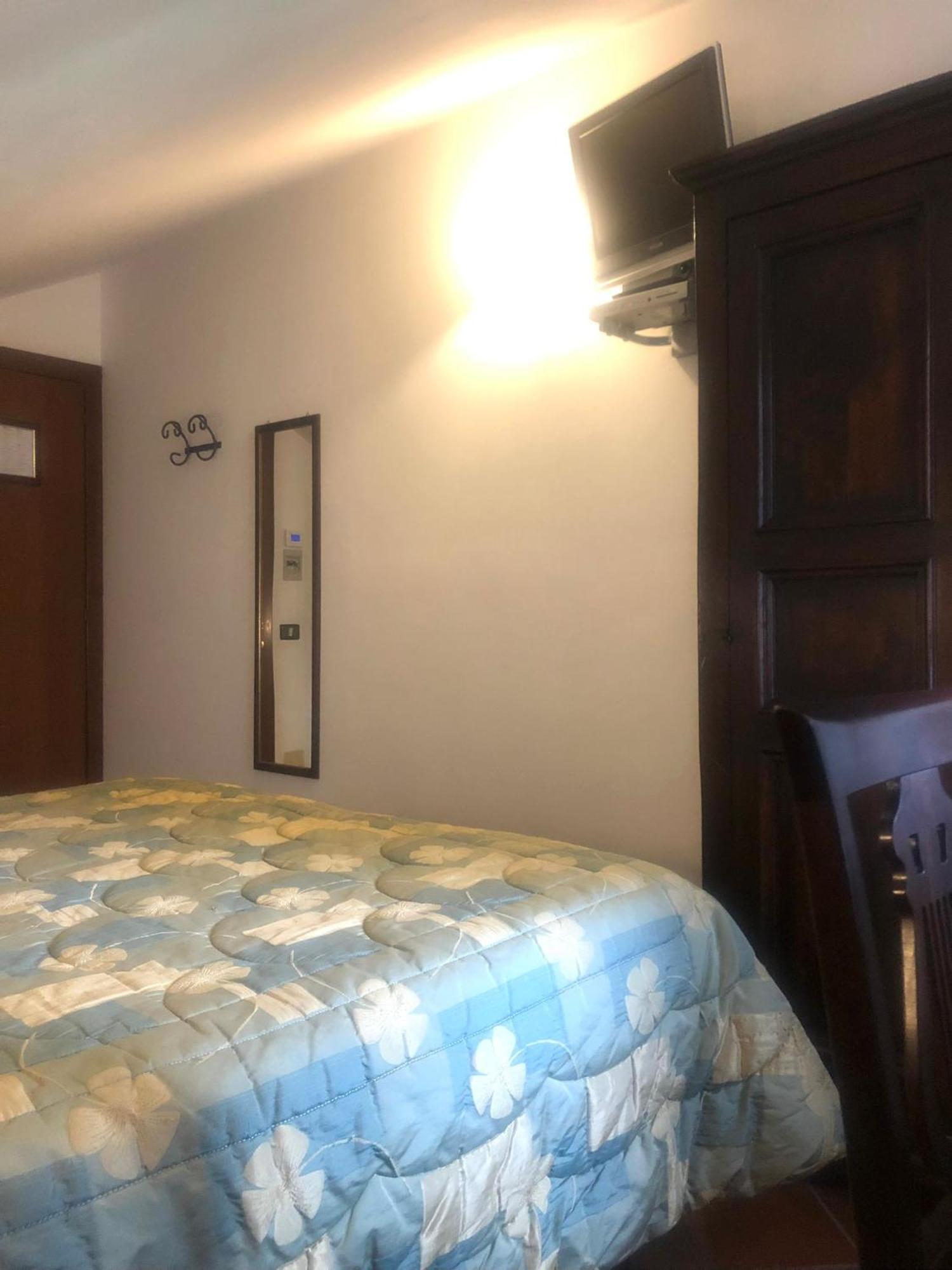 Hotel Bucaneve Pescasseroli Esterno foto
