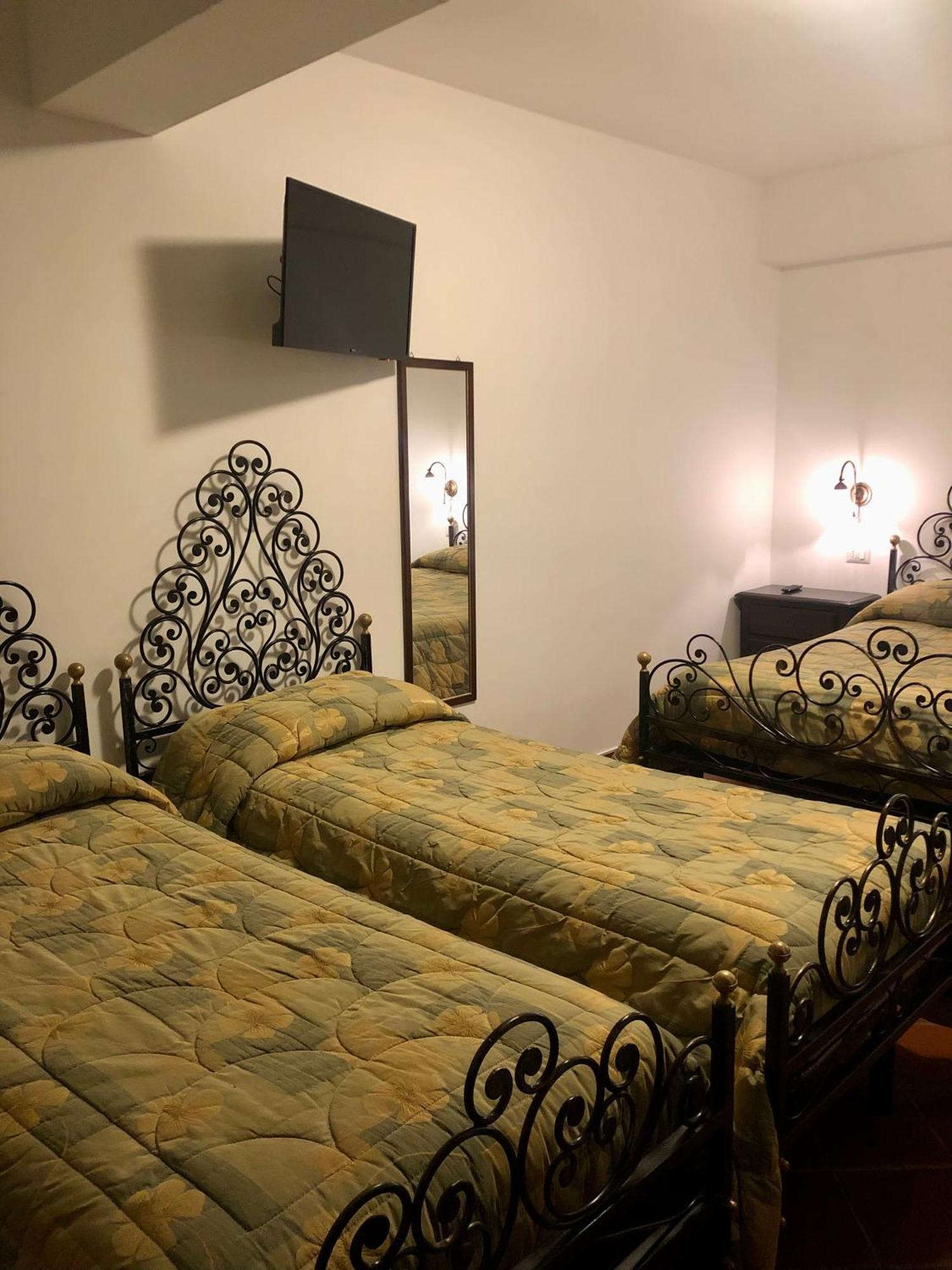 Hotel Bucaneve Pescasseroli Esterno foto